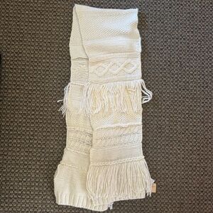 NWOT American Eagle Outfitters Fringe Boho Scarf Cream Ivory
